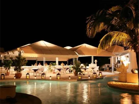 Ku Hotel Shoal Bay Village